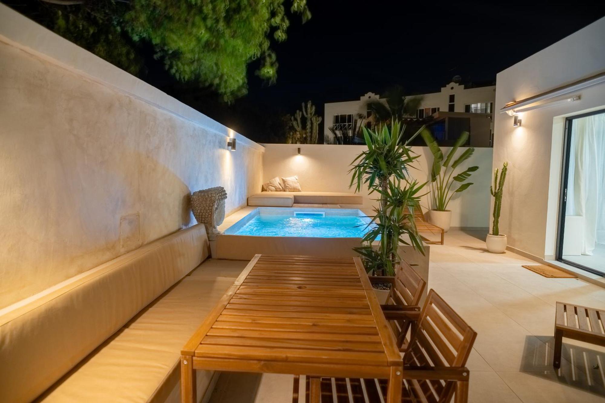 Apartment Urban Chill Private Pool Corralejo By Holidays Home ภายนอก รูปภาพ