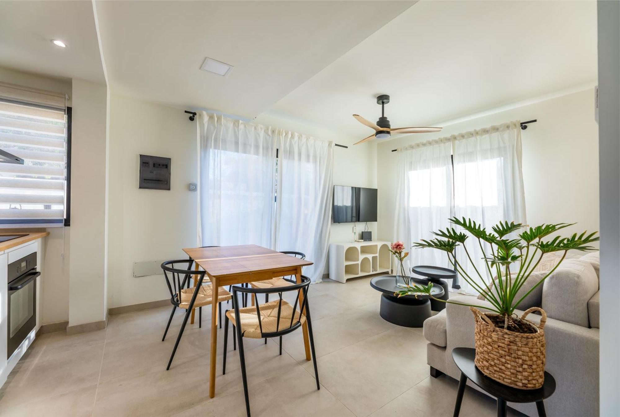 Apartment Urban Chill Private Pool Corralejo By Holidays Home ภายนอก รูปภาพ