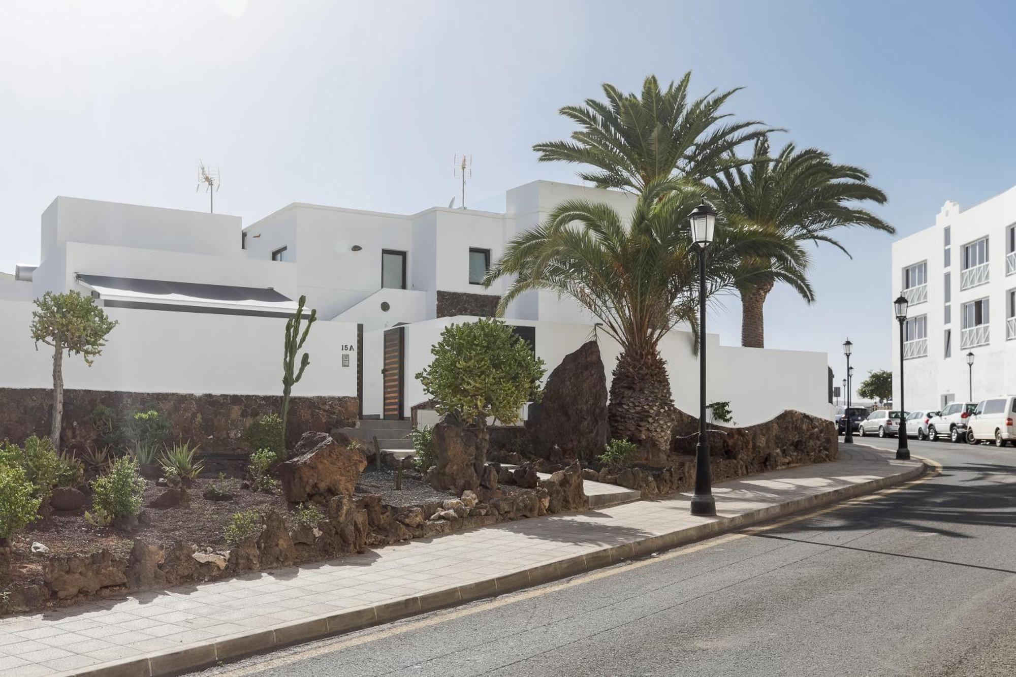 Apartment Urban Chill Private Pool Corralejo By Holidays Home ภายนอก รูปภาพ